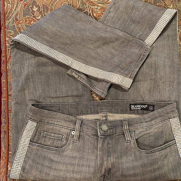 Only Worn ONCE BlankNYC Gray Denim Skinny Leg Jeans with Rhinestone Band. - Picture 5 of 5